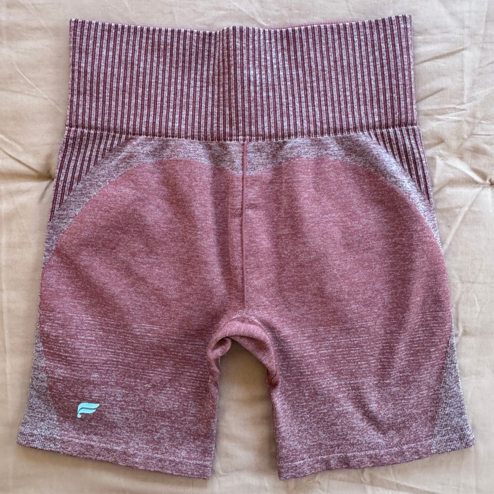 Fabletics Womens Seamless High Waisted Athletic Shorts Pink Marled SO2253107 - Picture 1 of 9